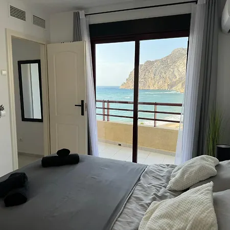 Ifach Two-level 8 Person アパート カルプ