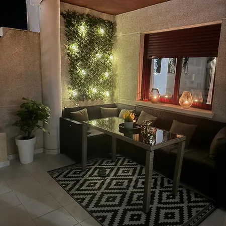 Ifach Two-level 8 Person *